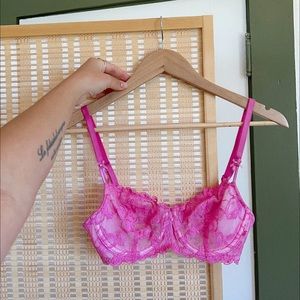 Victoria’s Secret NWT Lacey pink balconette bra 34C